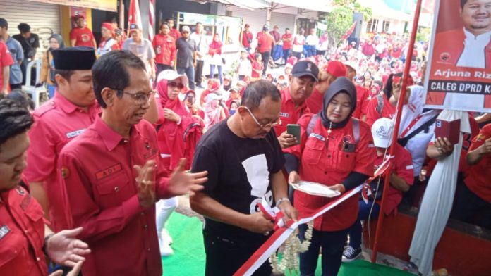 PDIP Surabaya Dirikan Posko Ganjar Presiden Siap Tampung  Pengaduan Masyarakat 