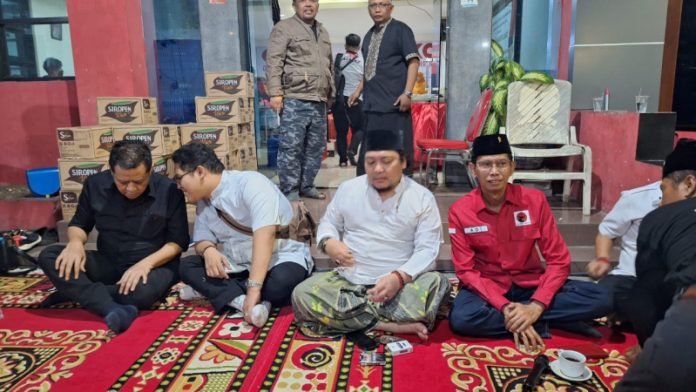 Suasana 40 Hari Alm. Whisnu Sakti Buana Posko Pandegiling Pertahankan Marwah WS
