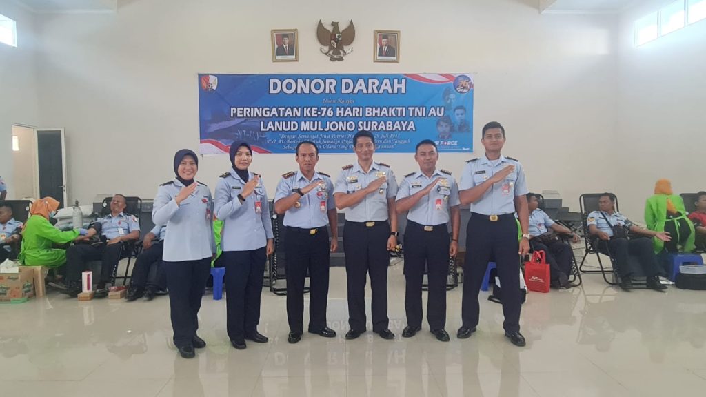 Lanud Muljono Surabaya Gelar Donor Darah Hari Bhakti TNI AU ke-76 Tahun 2023