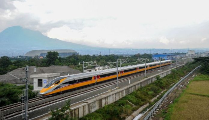 kereta cepat Jakarta-Bandung