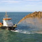 Indonesia Buka Ekspor Pasir Laut, Cuan Capai 733 M.