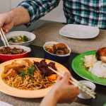 ilustrasi porsi makan banyak