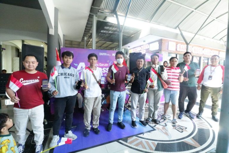 KAI Daop 8 Surabaya Ajak Pelanggan Tumbuhkan Semangat Nasionalisme