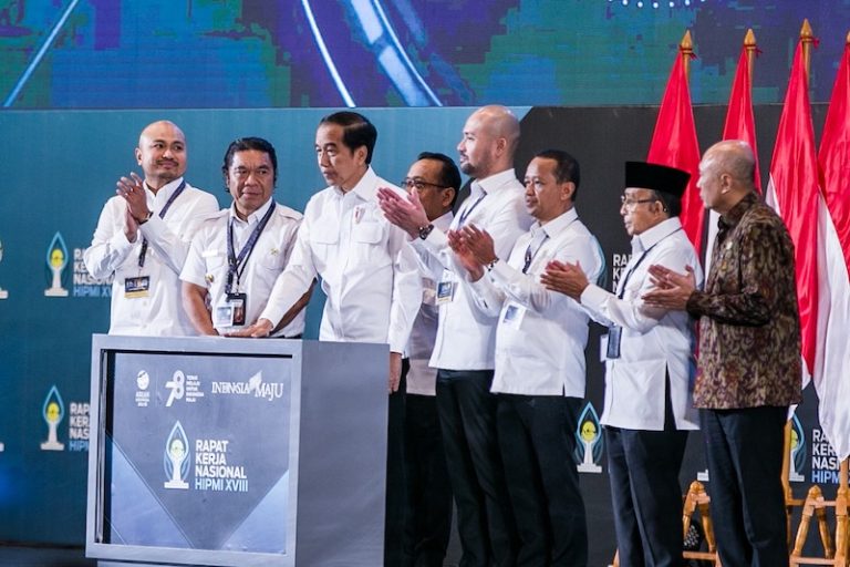 Rakernas XVIII HIPMI, Presiden Jokowi Segera Realisasikan Kredit UMKM Tanpa Agunan
