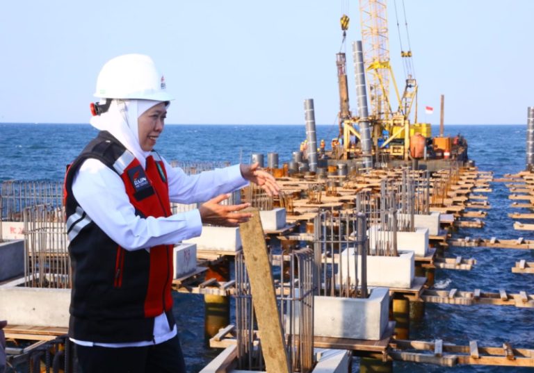 Gubernur Jatim Perpanjang Dermaga dan Perluas Gudang di Pelabuhan Probolinggo guna  Tingkatkan layanan transportasi laut
