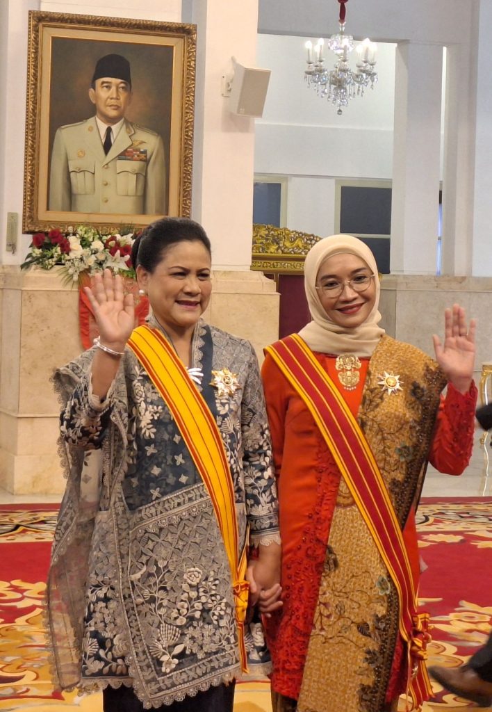 Ibu Negara Iriana Jokowi dan Ibu Wury Estu Handayani