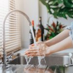 Tips Hilangkan Bau Makanan