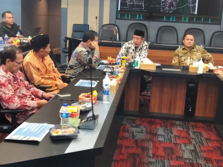 DPRD Jatim Bantu PKL Terdampak Normalisasi Sungai Modongan Mojokerto