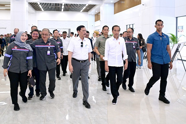 Presiden Jokowi Lakukan Uji Coba Kereta Cepat