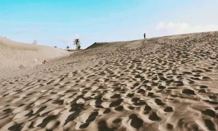 Gumuk Pasir Parangkusumo