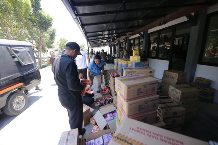 Dinsos Surabaya Salurkan DBHCT Untuk 174 Gakin Berupa Bantuan Usaha