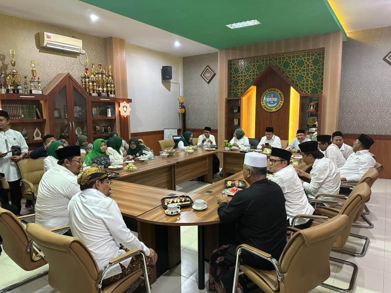 Dukungan Ponpes Al Amanah, Kuatkan Cak Imin Running Pilpres 2024