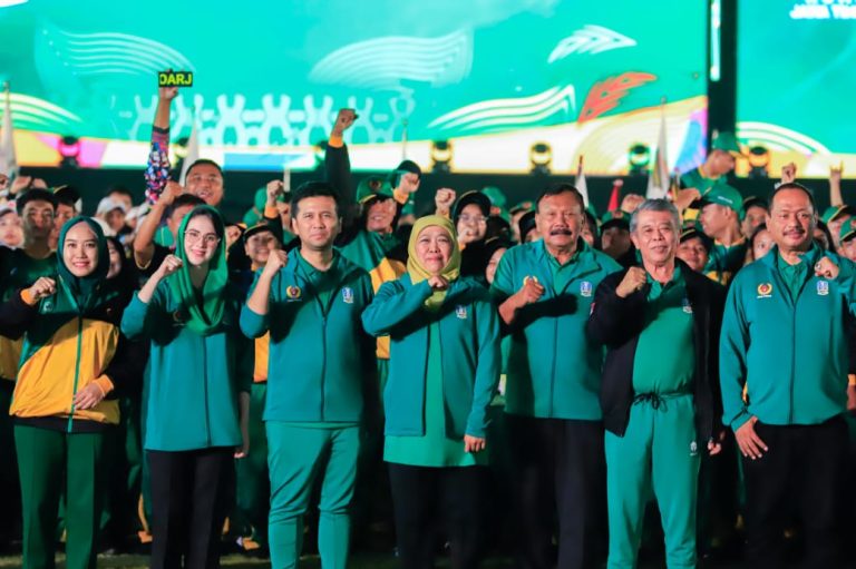 Pembukaan Porprov VIII Jatim Berlangsung Meriah, Gubernur Khofifah: Mari Raih Prestasi Terbaik