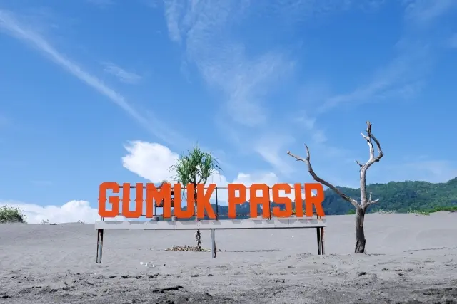 Gumuk Pasir Parangkusumo