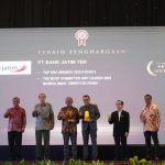 bank jatim dua penghargaan