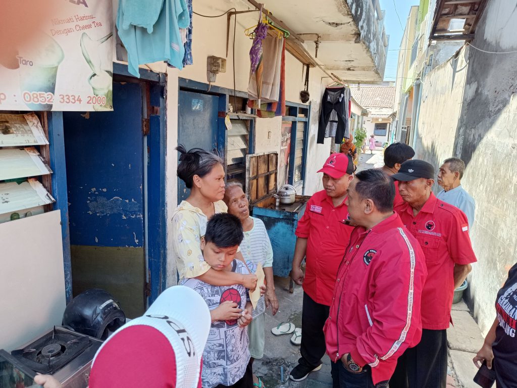 Sosialisasi Ganjar Presiden, Anas Karno Temukan Bocah Yatim tak Sekolah