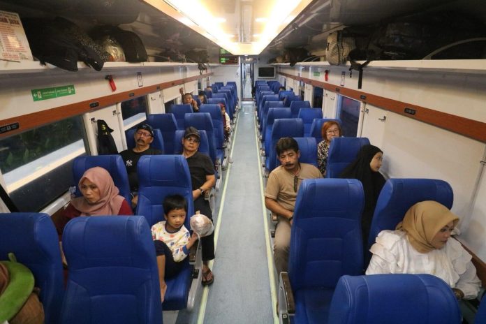 Kereta Ekonomi New Generation Mulai Beroperasi di KA Jayabaya