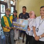 Lions Club Sidoarjo Grand Serahkan Bantuan Modal Usaha untuk Moch Chuzaini Warga Pagesangan