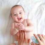 Manfaat Baby Oil
