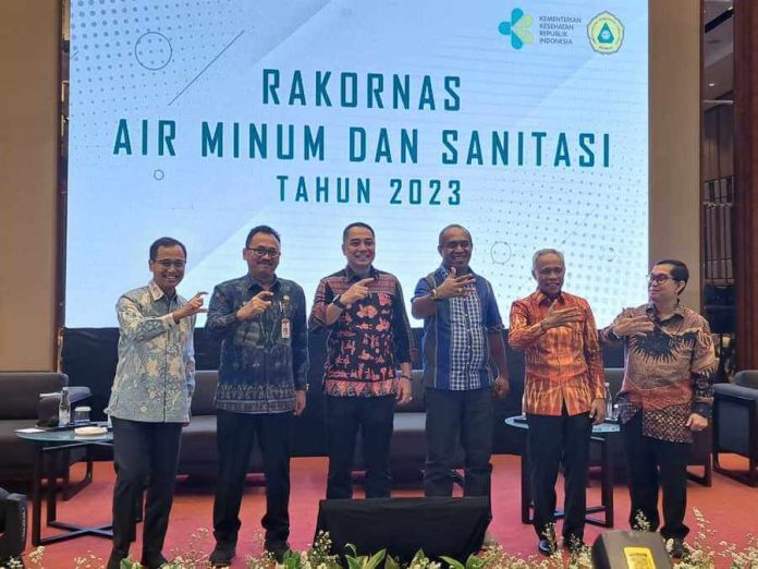 Rakornas Air Minum dan Sanitasi, Eri Cahyadi Ungkap Strategi Surabaya 100% Bebas BABS.