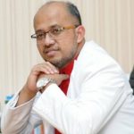 Ketua Umum Pengurus Besar Ikatan Dokter Indonesia (PB IDI), DR Dr Moh. Adib Khumaidi, SpOT.
