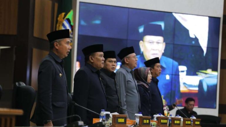 Pj Gubernur Jabar Apresiasi Ranperda Parakarsa DPRD Jabar Tentang Penyelenggaraan Kepariwisataan
