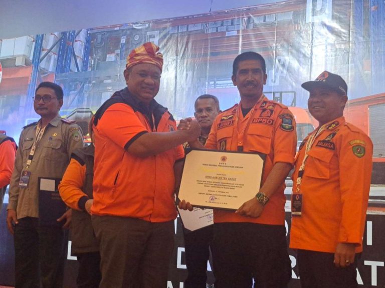 BPBD Kabupaten Garut Raih Penghargaan Prestisius untuk Tata Kelola Logistik Bencana