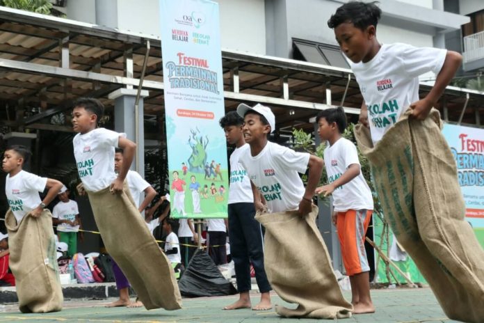 Kampanyekan Sekolah Sehat, Kemendikbudristek Gelar Festival Permainan Tradisional