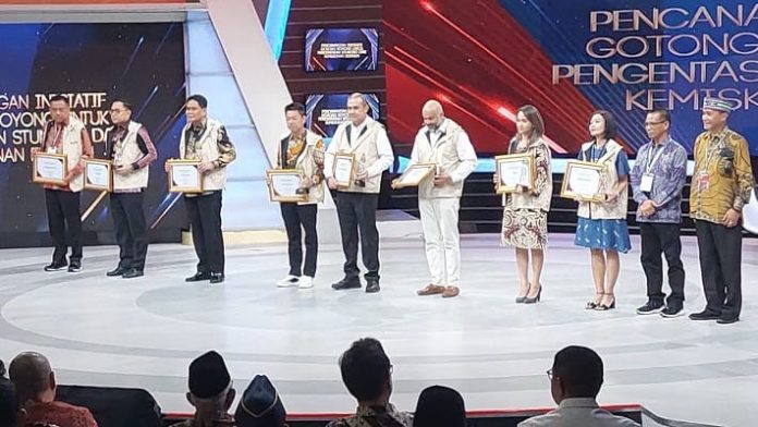 Wali Kota Eri Cahyadi Terima Penghargaan sebagai Akselerator