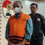 KPK Tahan Tersangka Korupsi Stadion Mandala Krida