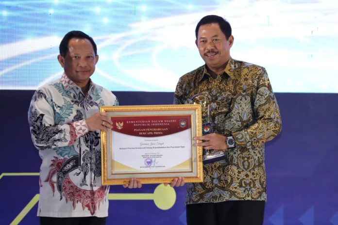 Dukcapil Prima Award
