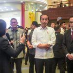 Presiden Jokowi Tinjau Pameran Hub Space di JCC.