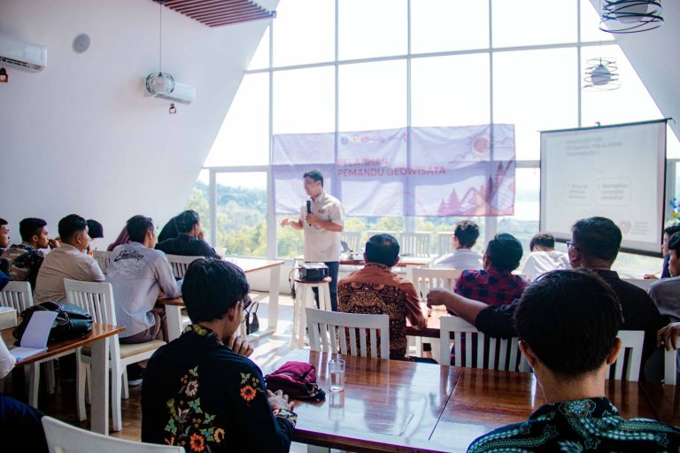 Pemkab Wonogiri Gelar Pelatihan Guna Tingkatkan Keterampilan Pemandu Geowisata