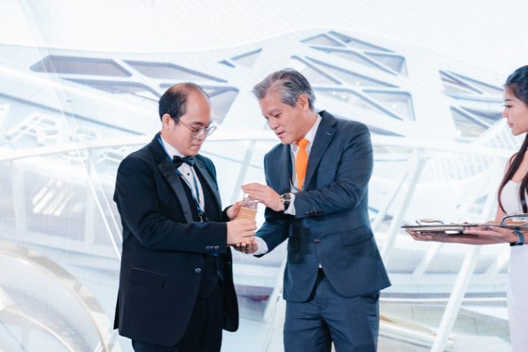 Deasainer Faldo Andreo Raih 10 Penghargaan Desain Arsitektur Dari 6 Negara