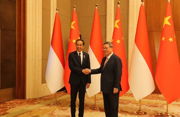 Presiden Jokowi Bertemu PM RRT