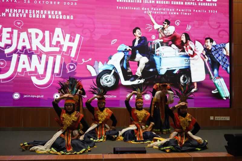 KPU Jatim Berikan Pendidikan Pemilih Lewat Nobar "Kejarlah Janji" Bersama Mahasiswa UINSA 