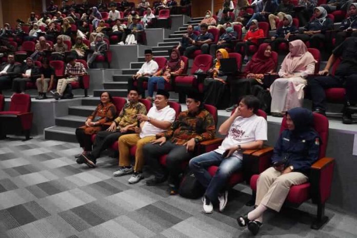 KPU Jatim Berikan Pendidikan Pemilih Lewat Nobar 
