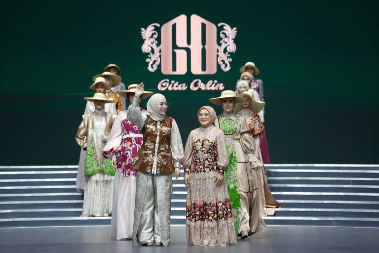 Batik Surabaya Makin Berkelas, Sukses Tampil di Ajang Indonesia International Modest Fashion Festival