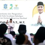 Di HUT ke-2 Tahun, Wali Kota Eri Cahyadi Dukung Baznas Surabaya Bantu Biaya Pendidikan Pondok Pesantren