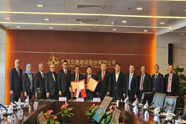PLN Gandeng Perusahaan China Garap Proyek EBT