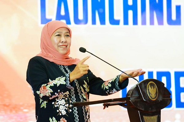 Gubernur Khofifah Beri Bantuan Beras 10 Kg