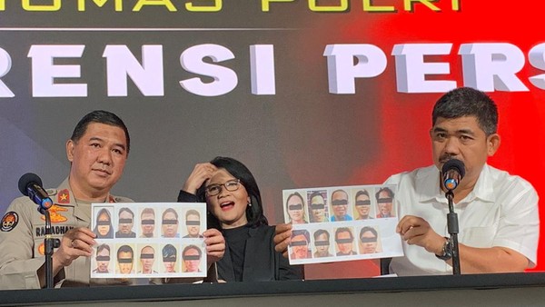 40 Tersangka Teroris