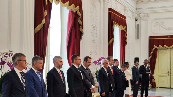 Surat Kepercayaan Dubes