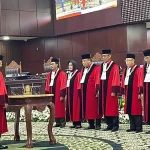 Pelantikan Suhartoyo