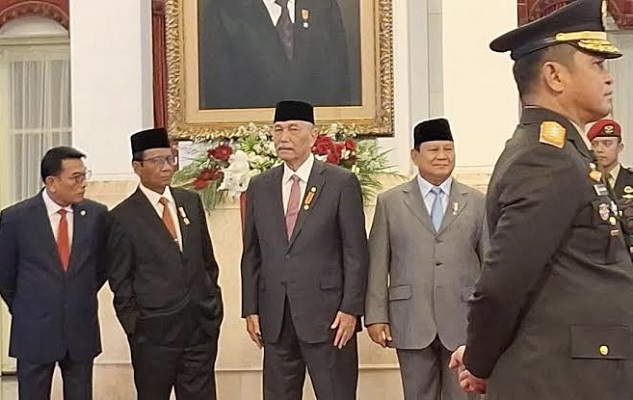 Luhut Muncul di Istana Usai 2 Bulan Dirawat