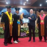 Perdana, UNESA Kukuhkan Gubes Baru dan Adjunct Professor dari Australia hingga Jerman