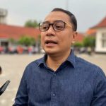 Eri Cahyadi Larang ASN Pemkot Surabaya Foto dengan Pose Tertentu.
