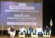Wali Kota Eri Ingin Anak-Anak Surabaya Melek Teknologi Sekaligus Paham Agama