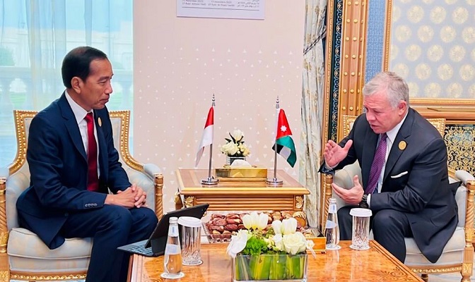 Presiden Jokowi Bertemu Raja Yordania