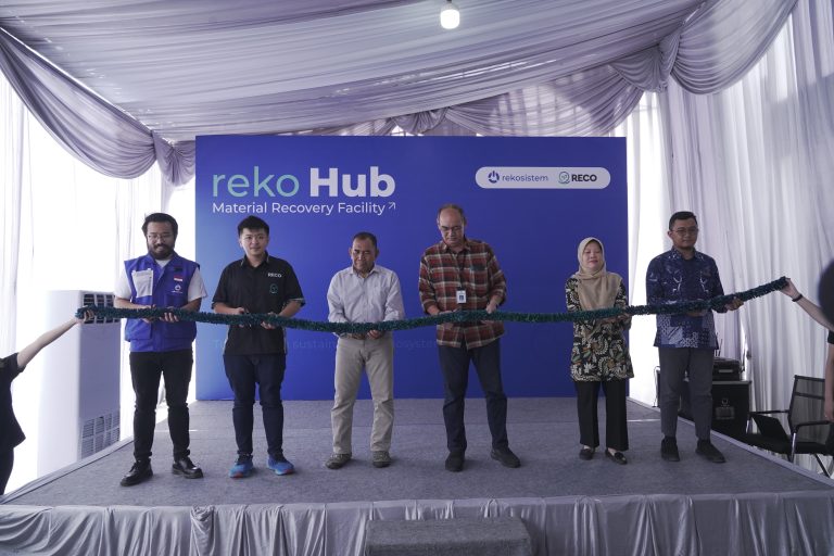 Rekosistem Resmikan Fasilitas Pemulihan Materi Reko Hub Driyorejo